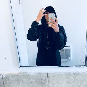 Meet your Posher, German